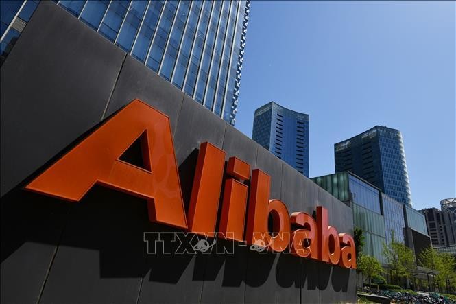 Biểu tượng Alibaba tại văn phòng của tập đoàn ở Bắc Kinh, Trung Quốc. Ảnh: AFP/TTXVN