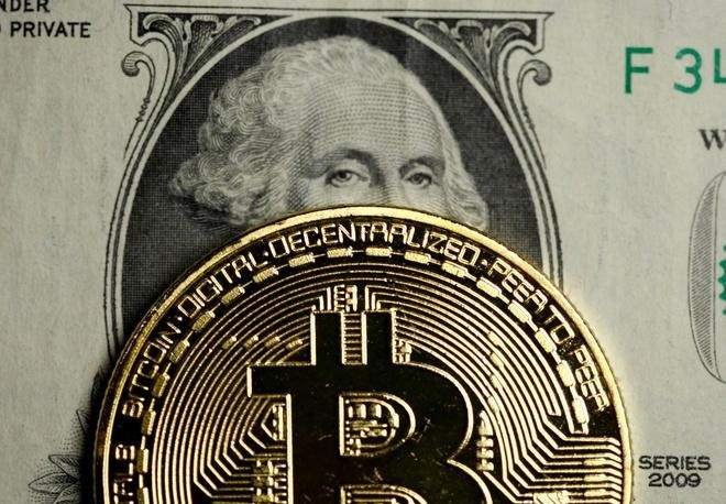 Bitcoin hưởng lợi giữa làn sóng bán tháo