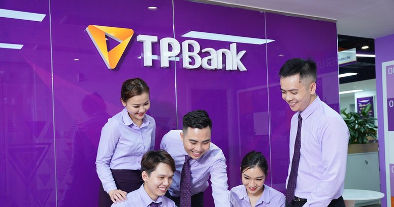 Đồng hành cùng TPBank, doanh nghiệp trải nghiệm dịch vụ hành chính công nhanh chóng, thuận tiện.
